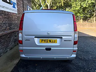 Used 2012 Mercedes-Benz Vito Dualiner Silver - Interior and Exterior details 4