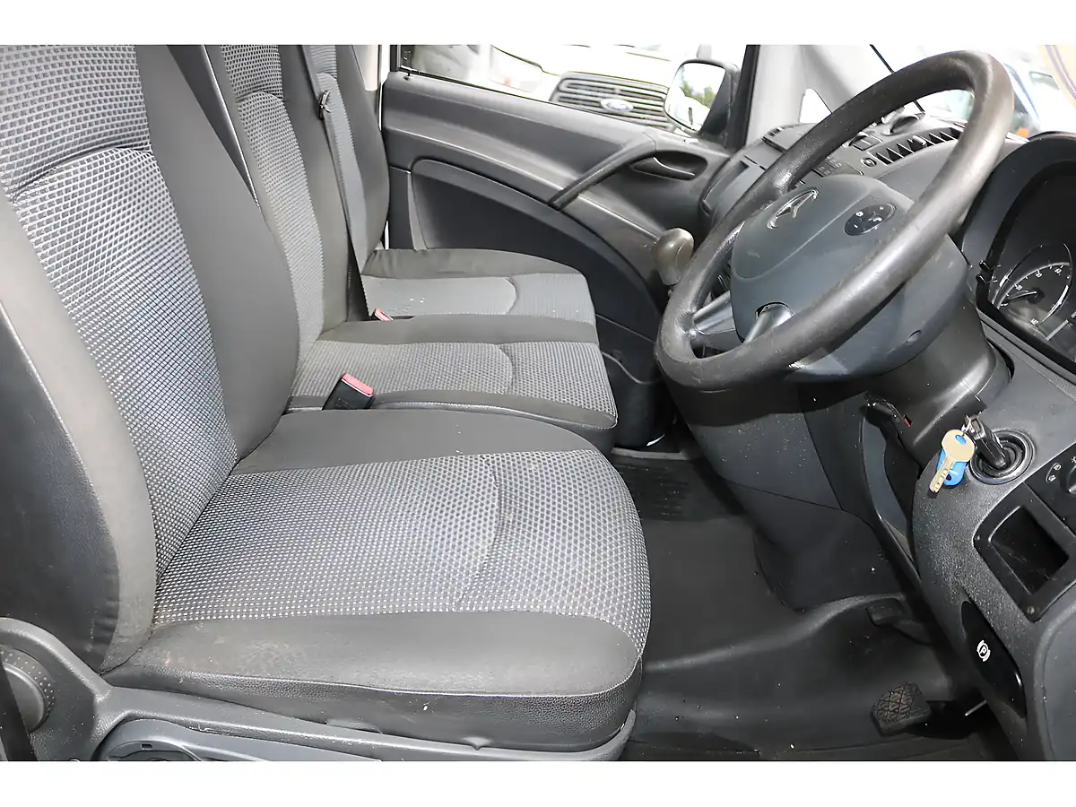 Used 2012 Mercedes-Benz Vito Lwb Red - Interior and Exterior details 13