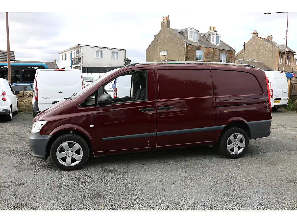 Used 2012 Mercedes-Benz Vito Lwb Red - Interior and Exterior details 4
