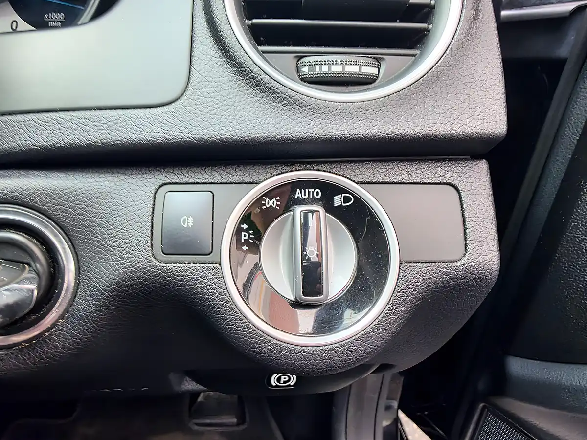 Used 2012 Mercedes C Class AMG Sport Black - Interior and Exterior details 18