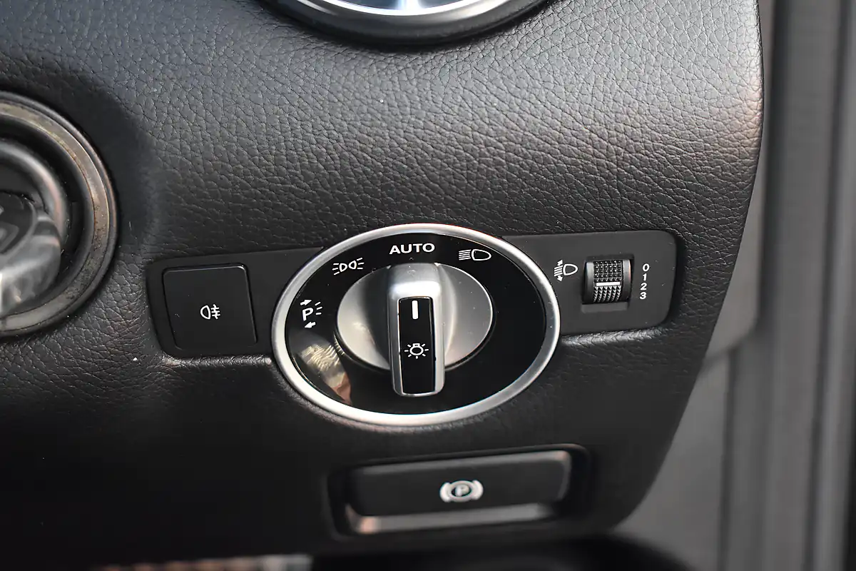 Used 2012 Mercedes Slk AMG Sport Black - Interior and Exterior details 14