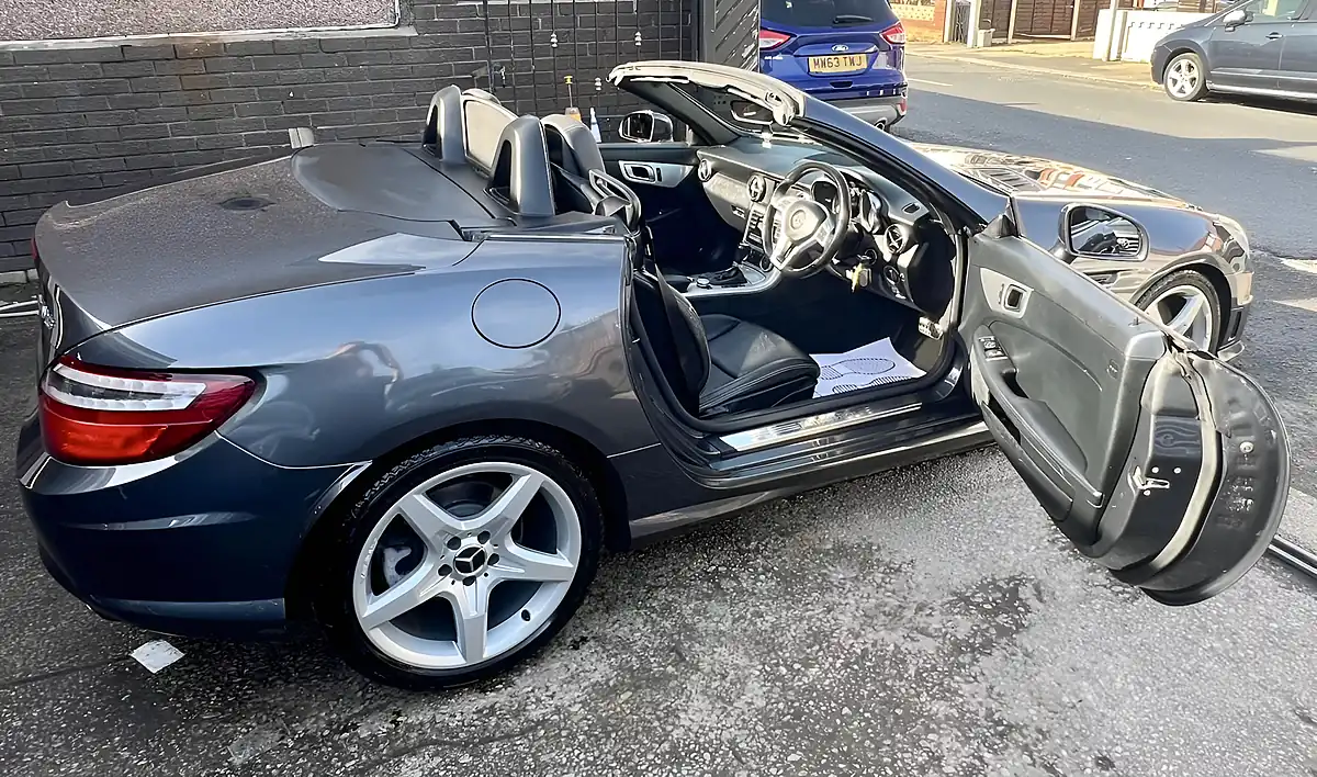 Used 2012 Mercedes Slk AMG Sport Dolphin Grey Metallic - Interior and Exterior details 12