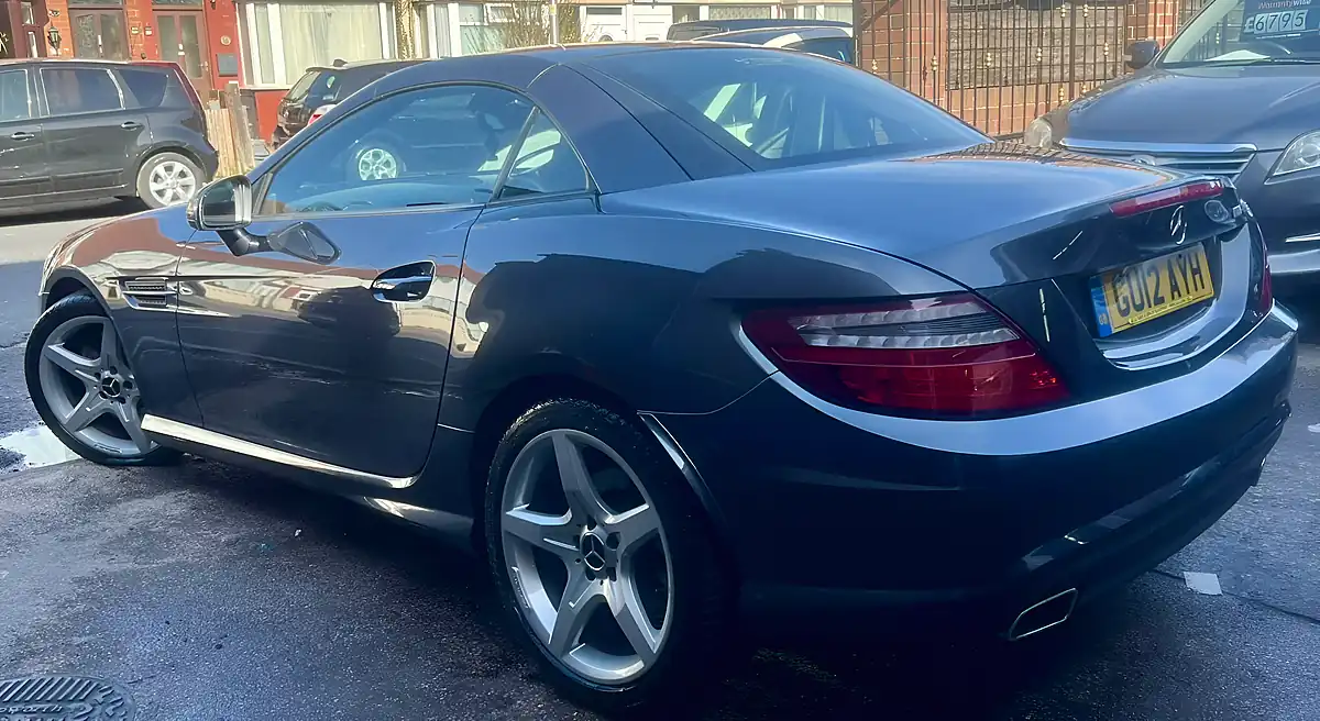 Used 2012 Mercedes Slk AMG Sport Dolphin Grey Metallic - Interior and Exterior details 15
