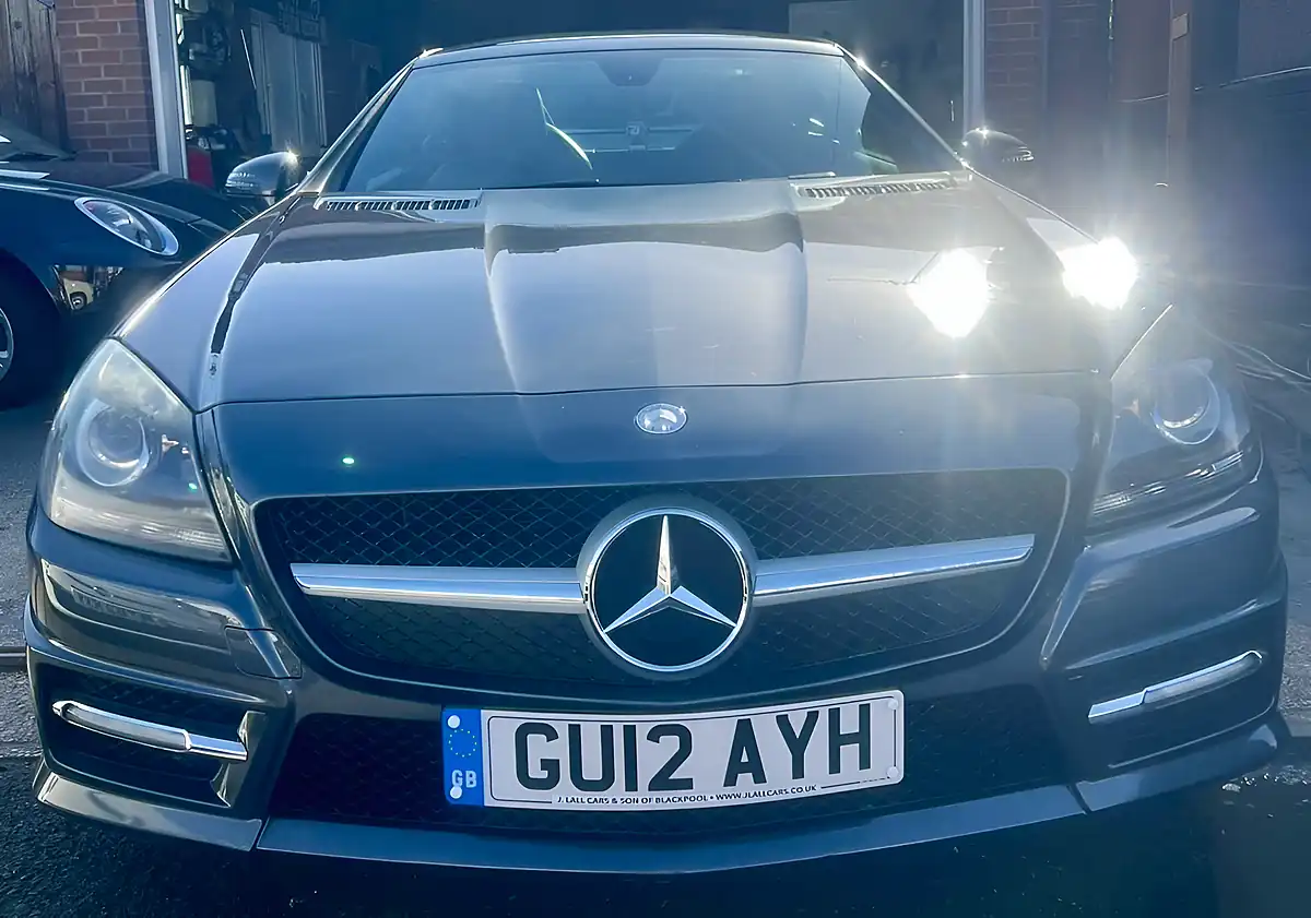 Used 2012 Mercedes Slk AMG Sport Dolphin Grey Metallic - Interior and Exterior details 4