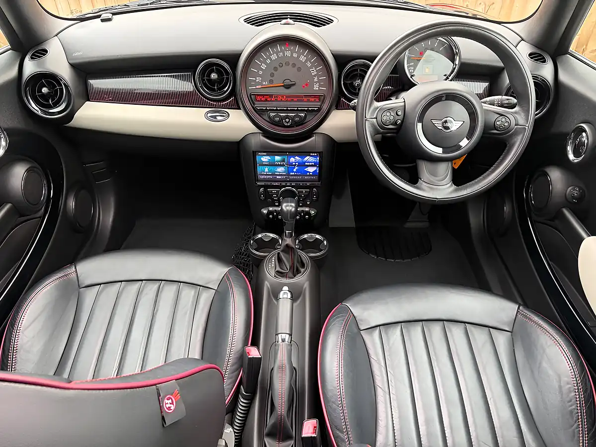 Used 2012 MINI Clubman Cooper Hampton Blue - Interior and Exterior details 17