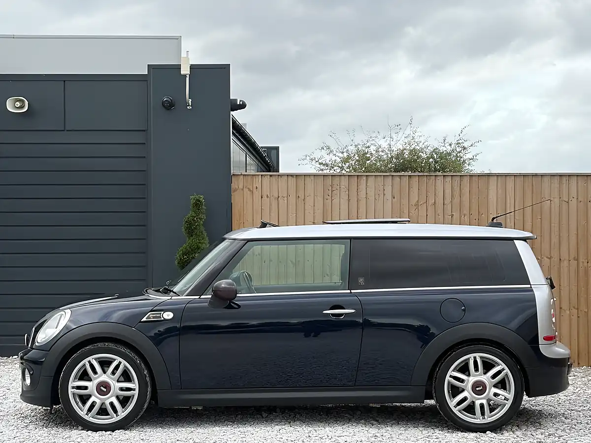 Used 2012 MINI Clubman Cooper Hampton Blue - Interior and Exterior details 4