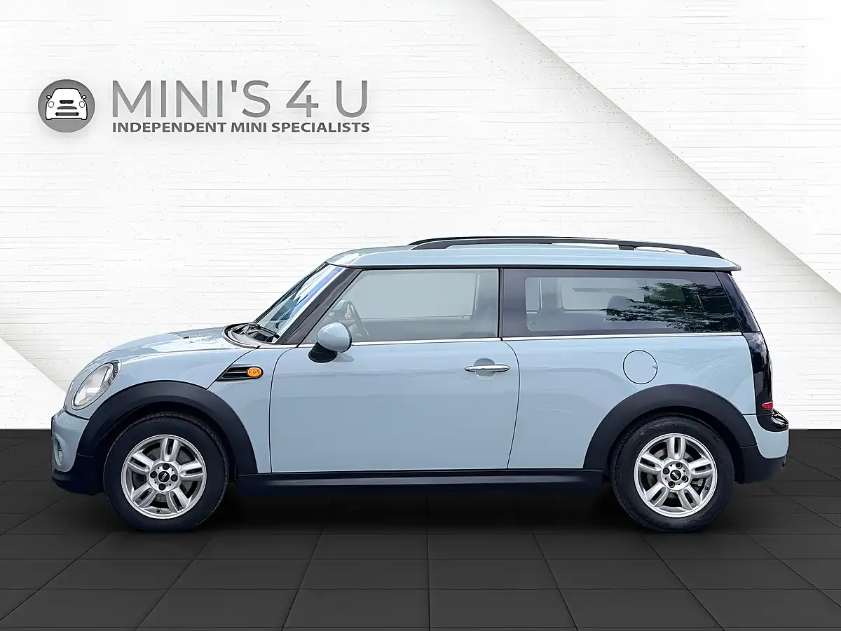 Used 2012 MINI Clubman Cooper Ice Blue - Interior and Exterior details 5