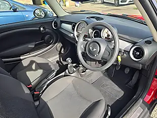 Used 2012 MINI Clubman Cooper Red - Interior and Exterior details 10