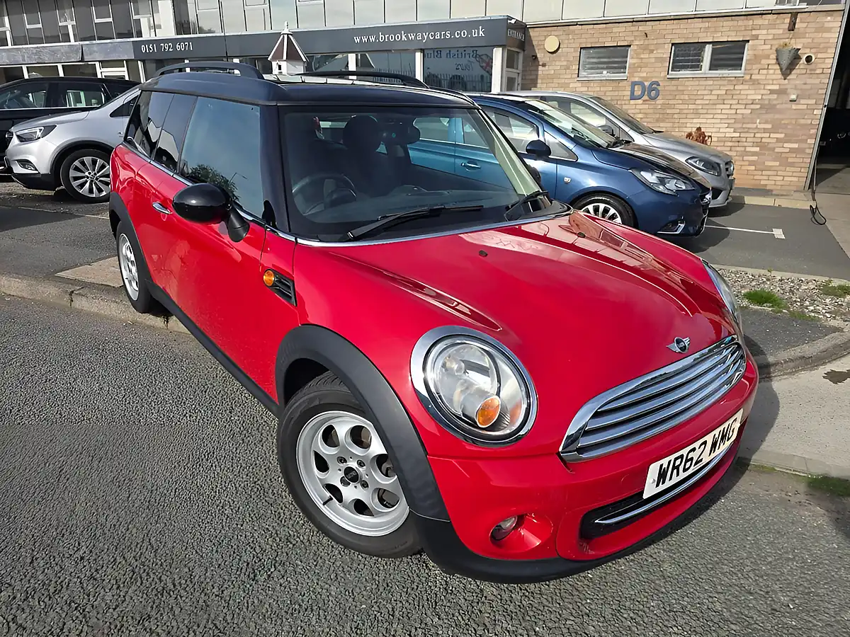 Used 2012 MINI Clubman Cooper Red - Interior and Exterior details 2