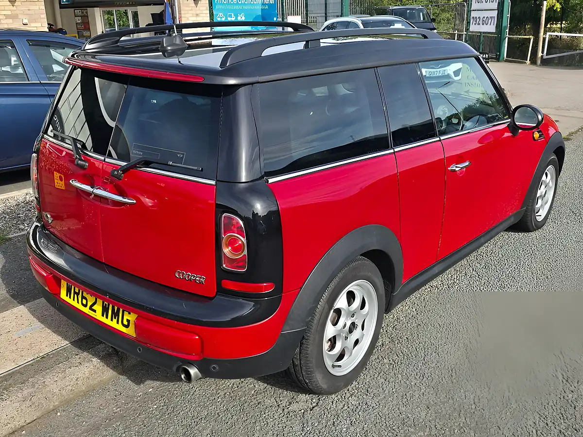 Used 2012 MINI Clubman Cooper Red - Interior and Exterior details 5