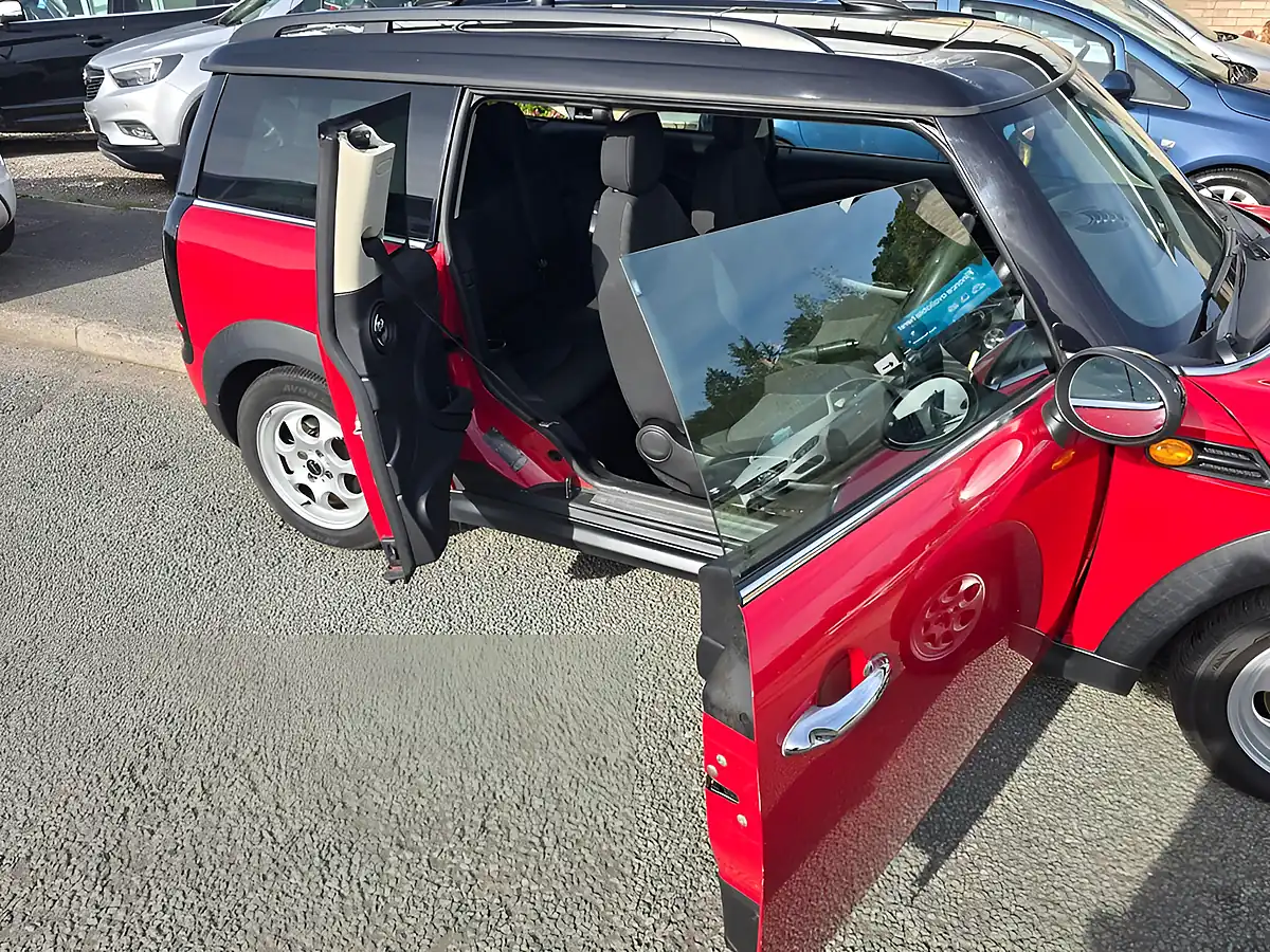 Used 2012 MINI Clubman Cooper Red - Interior and Exterior details 7
