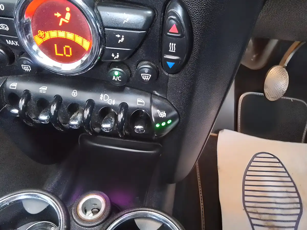 Used 2012 MINI Convertible Cooper Highgate Brown - Interior and Exterior details 15
