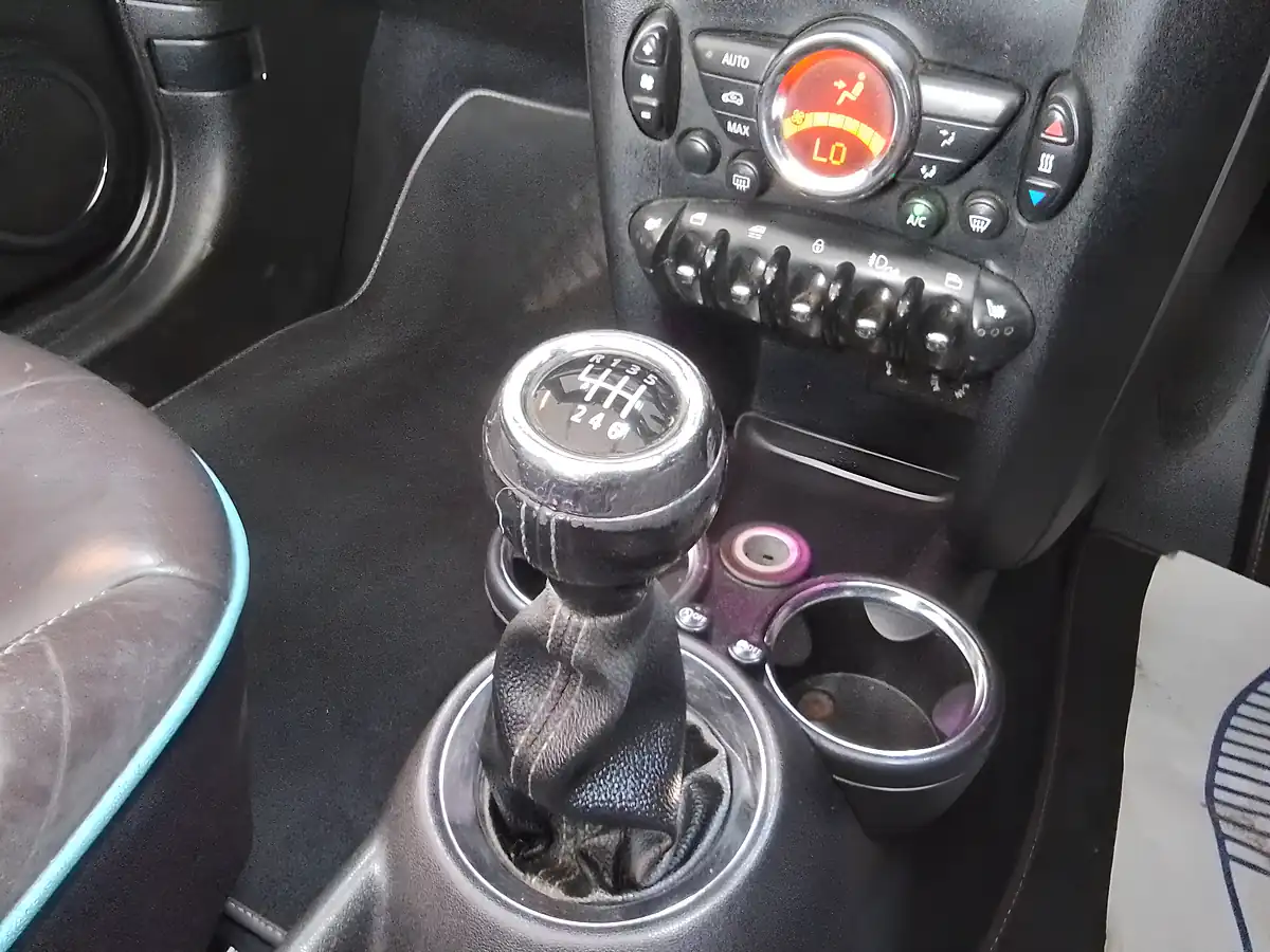 Used 2012 MINI Convertible Cooper Highgate Brown - Interior and Exterior details 17