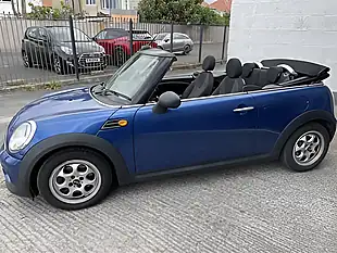 Used 2012 MINI Convertible One (pepper Pack) Lightning Blue Metallic - Interior and Exterior details 6
