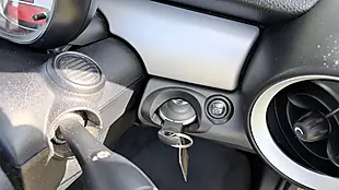Used 2012 MINI Convertible One White - Interior and Exterior details 15
