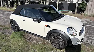 Used 2012 MINI Convertible One White - Interior and Exterior details 19