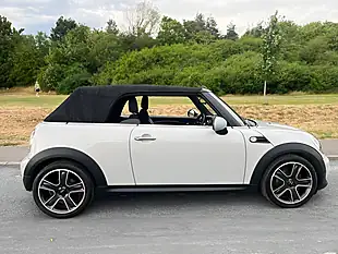 Used 2012 MINI Convertible Soho Silver - Interior and Exterior details 7
