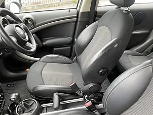 Used 2012 MINI Countryman Chili Ii Pack Crystal Silver Metallic - Interior and Exterior details 11