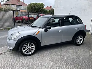 Used 2012 MINI Countryman Chili Ii Pack Crystal Silver Metallic - Interior and Exterior details 5