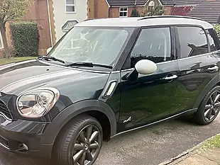 Used 2012 MINI Countryman Chili Pack Oxford Green Metallic - Interior and Exterior details 4