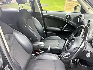 Used 2012 MINI Countryman Chili Pack Oxford Green Metallic - Interior and Exterior details 6