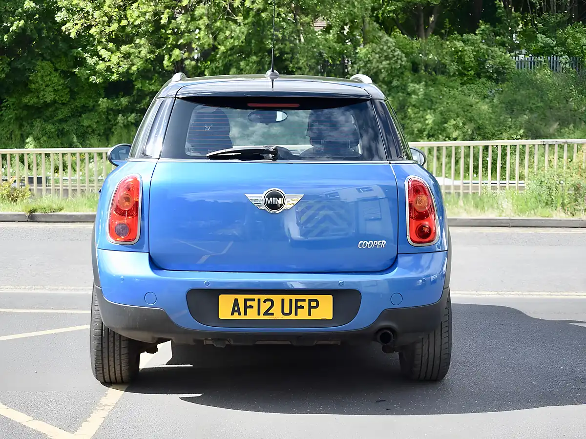 Used 2012 MINI Countryman Cooper Blue - Interior and Exterior details 6