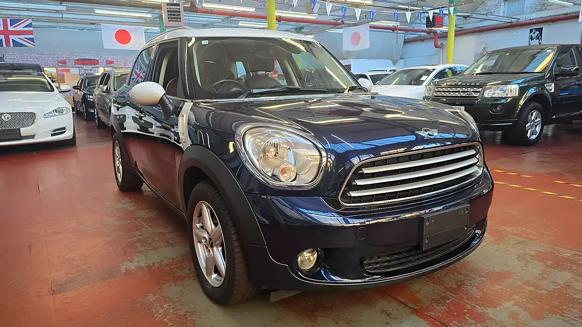 Used 2012 MINI Countryman Cooper Blue - Interior and Exterior details 17
