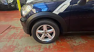 Used 2012 MINI Countryman Cooper Blue - Interior and Exterior details 19