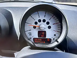 Used 2012 MINI Countryman Cooper (chili Ii Pack) Crystal Silver Metallic - Interior and Exterior details 10