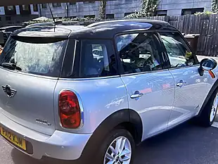 Used 2012 MINI Countryman Cooper (chili Ii Pack) Crystal Silver Metallic - Interior and Exterior details 3