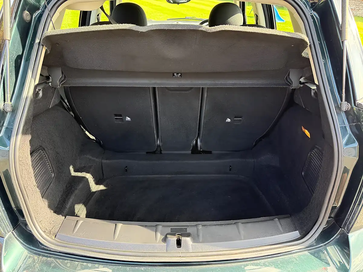 Used 2012 MINI Countryman Cooper Green - Interior and Exterior details 13
