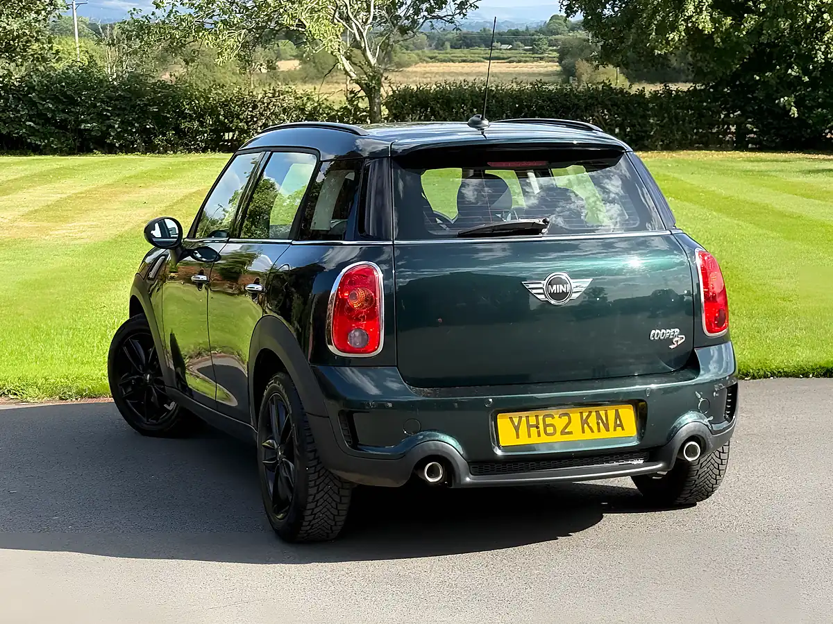 Used 2012 MINI Countryman Cooper Green - Interior and Exterior details 5