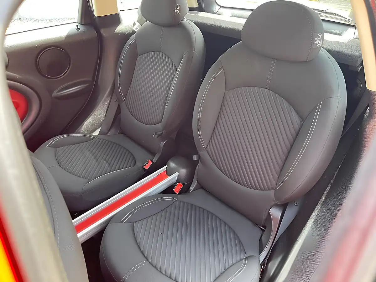 Used 2012 MINI Countryman Cooper Red - Interior and Exterior details 11