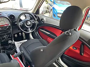 Used 2012 MINI Countryman Cooper Red - Interior and Exterior details 5