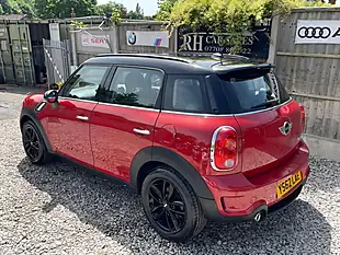 Used 2012 MINI Countryman Cooper Red - Interior and Exterior details 7
