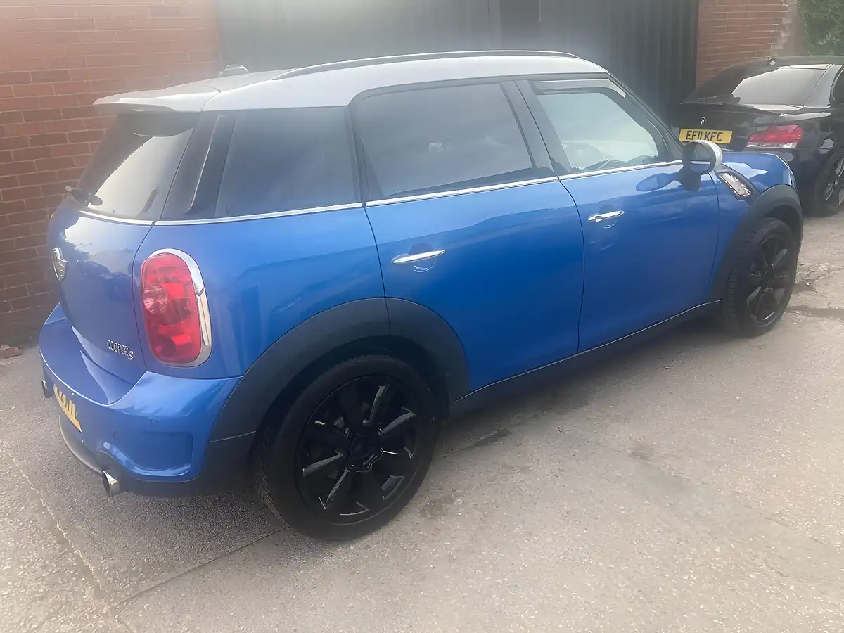 Used 2012 MINI Countryman Cooper S Blue - Interior and Exterior details 6