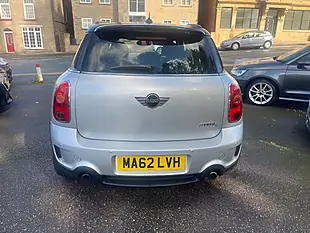 Used 2012 MINI Countryman Cooper S Silver - Interior and Exterior details 4