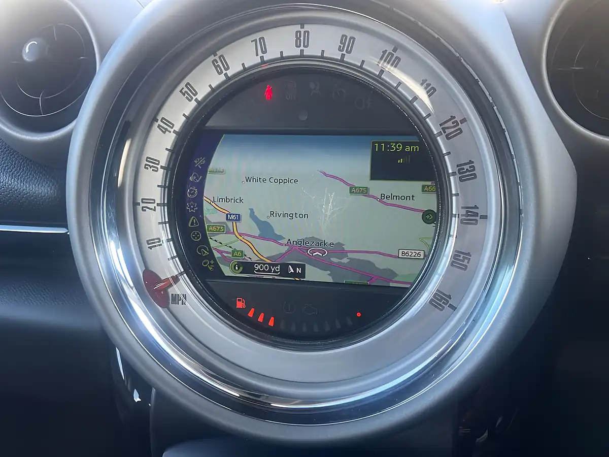 Used 2012 MINI Countryman Cooper S Silver - Interior and Exterior details 9
