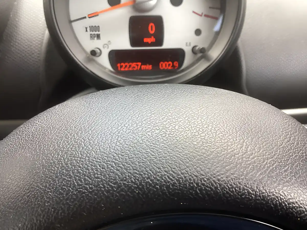 Used 2012 MINI Countryman Cooper Silver - Interior and Exterior details 20