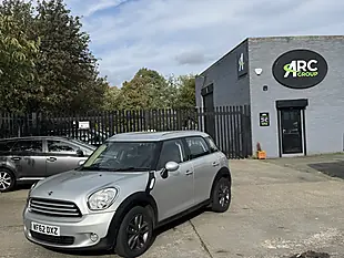 Used 2012 MINI Countryman Cooper Silver - Interior and Exterior details 13