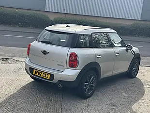 Used 2012 MINI Countryman Cooper Silver - Interior and Exterior details 15
