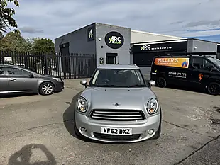 Used 2012 MINI Countryman Cooper Silver - Interior and Exterior details 2