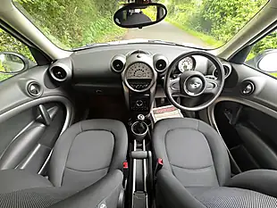 Used 2012 MINI Countryman Cooper White - Interior and Exterior details 10