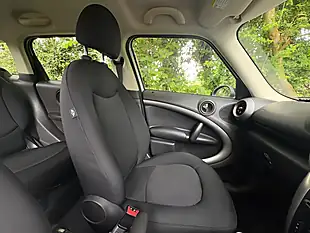 Used 2012 MINI Countryman Cooper White - Interior and Exterior details 15