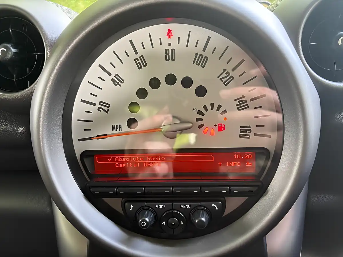 Used 2012 MINI Countryman Cooper White - Interior and Exterior details 17