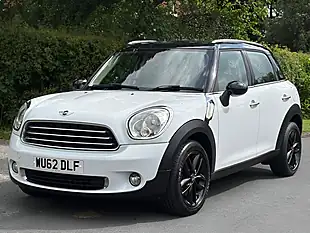 Used 2012 MINI Countryman Cooper White - Interior and Exterior details 3