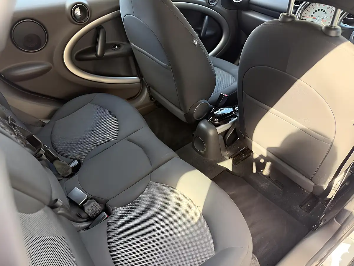 Used 2012 MINI Countryman Cooper White - Interior and Exterior details 13