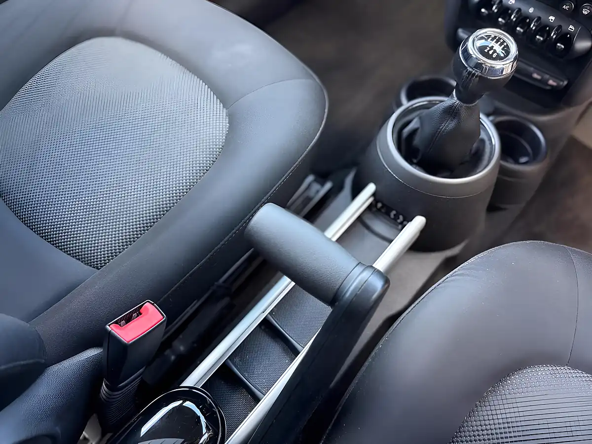 Used 2012 MINI Countryman Cooper White - Interior and Exterior details 17