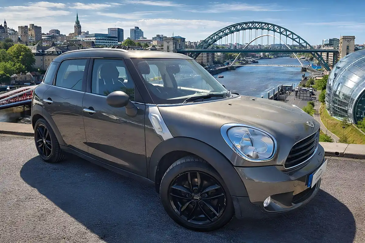 Used 2012 MINI Countryman One D Grey - Front View