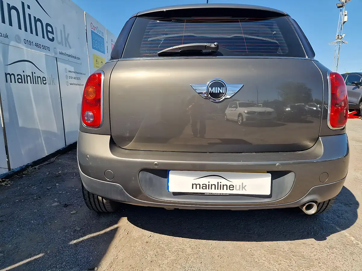 Used 2012 MINI Countryman One D Grey - Interior and Exterior details 11